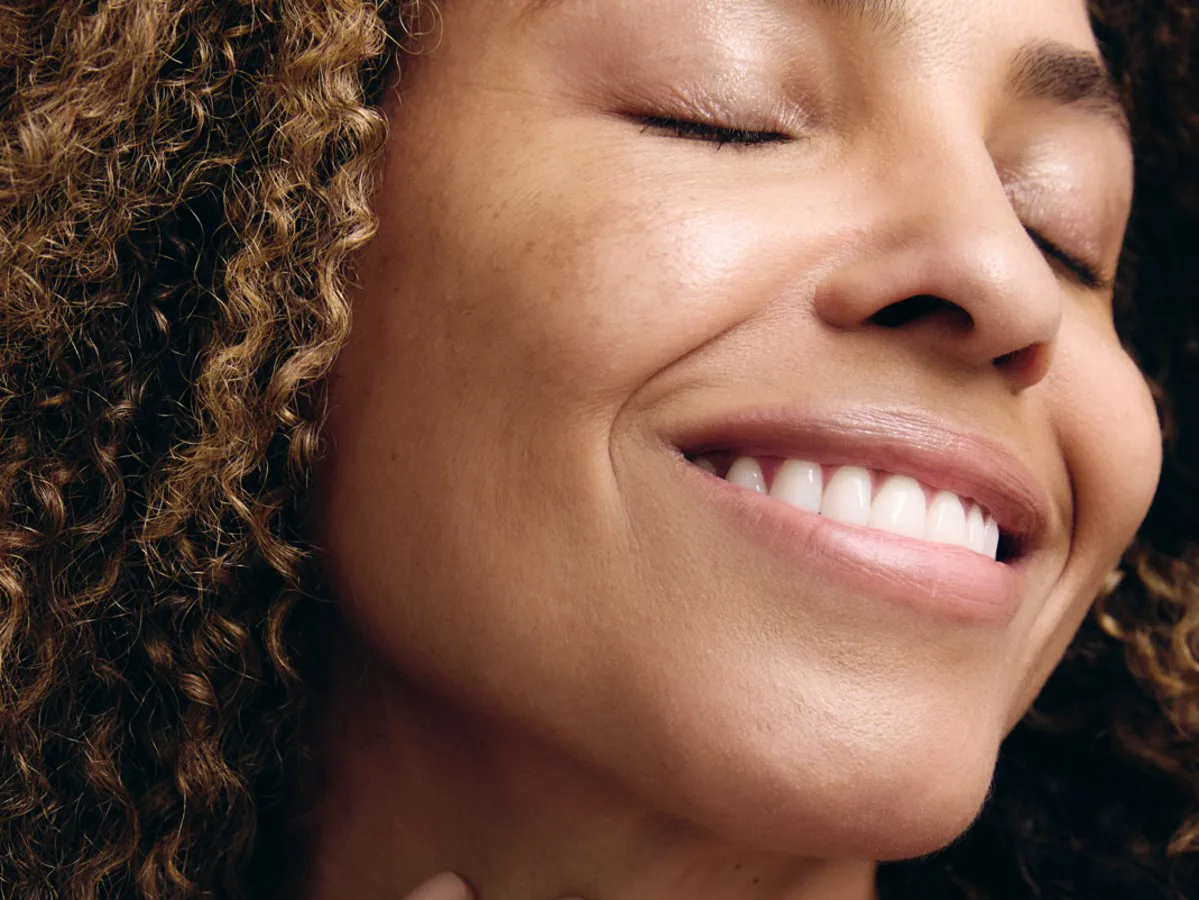 HydraFacial™ Signature: Essential Glow Treatment